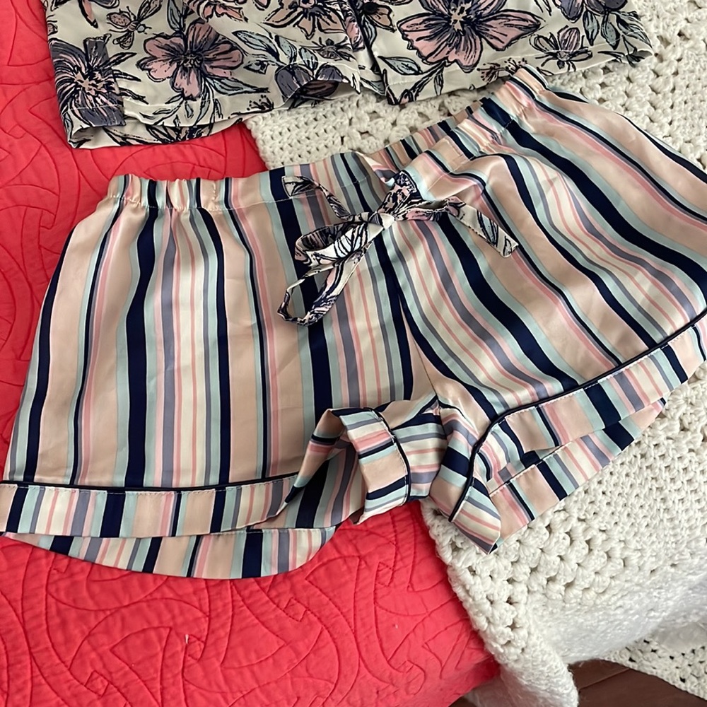 Sam Edelman PJ Set - Picture 4 of 11